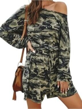 C+D+M Collection Camo Print Off Shoulder Drawstring Romper Playsuit Size SM NWT